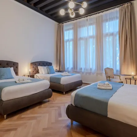 Appartamentino Canal Grande Con Vaporetto Di Fronte - Senza Cucina Apartment Venice